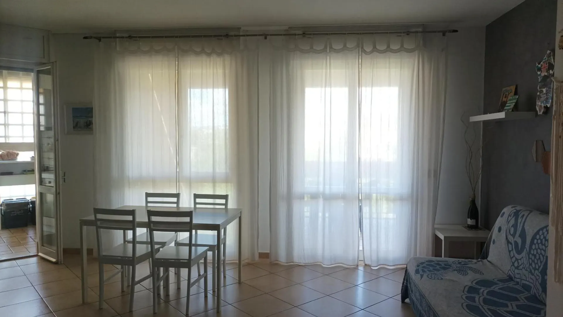 A...Mikimari Daire Quartu SantʼElena 0*,